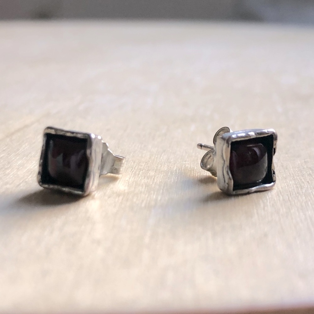 Garnet and Sterling Silver Square Stud Earrings